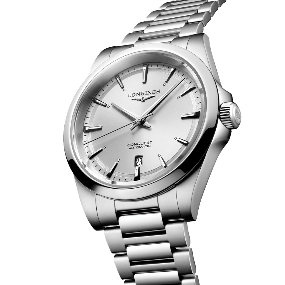 Longines Conquest 41mm – Sunray Silber am Armband
