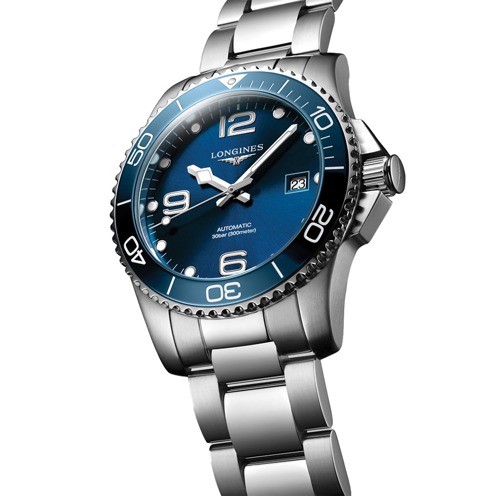 Longines HydroConquest 41mm – Sonnenschliff Blau am Armband