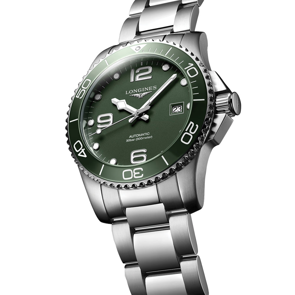 Longines HydroConquest 41mm – Grün am Armband