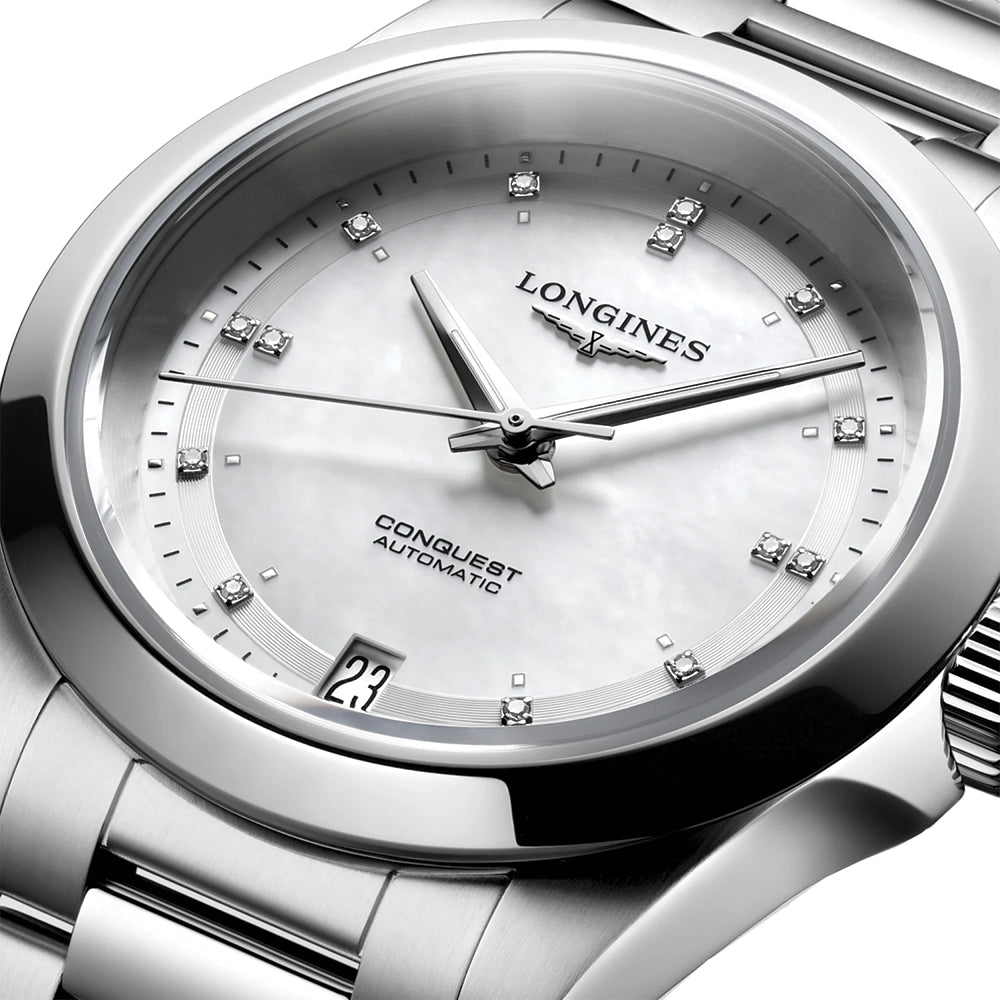 Longines Conquest 34mm – Weiß, Perlmutt mit Diamanten am Armband