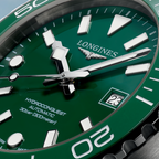Longines HydroConquest 42mm – Grün am Armband
