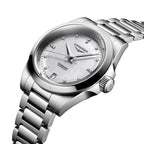 Longines Conquest 34mm – Weiß, Perlmutt mit Diamanten am Armband