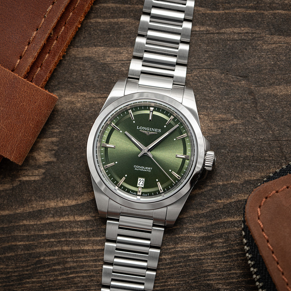Longines Conquest 38mm - Grün am Armband