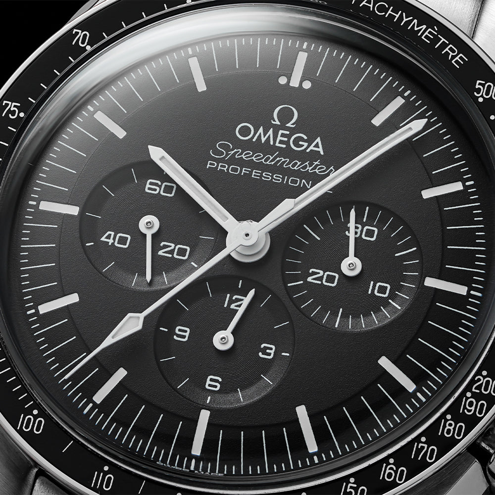 Speedmaster Moonwatch Professional Hesalit 42 mm – Schwarz am Armband