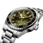 Longines HydroConquest GMT 41mm – Grün am Armband